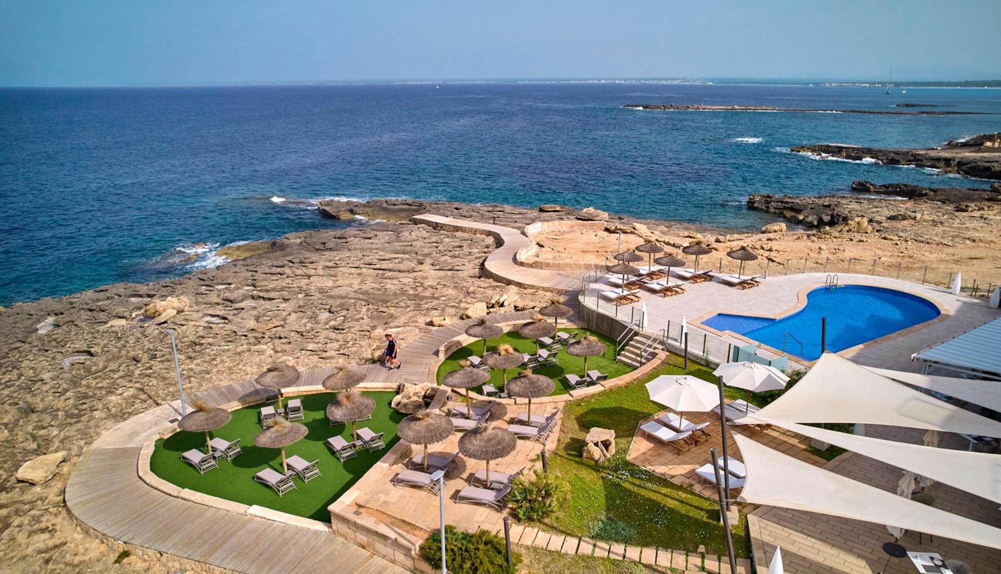 Universal Cabo Blanco - Adults Only